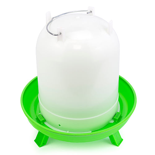 Poultry Drinker with Legs - Straight - 8 Litre